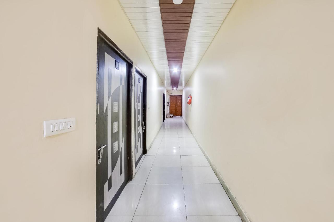 Oyo 70288 Happy Dhaba Hotel Sonipat Exterior photo